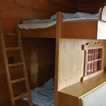 Haus Hoelzlbauer 4 *